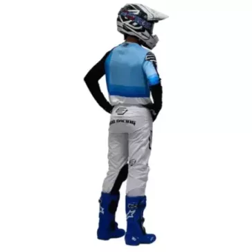 Tenue Bud 95' EVO bleu ciel noir blanc