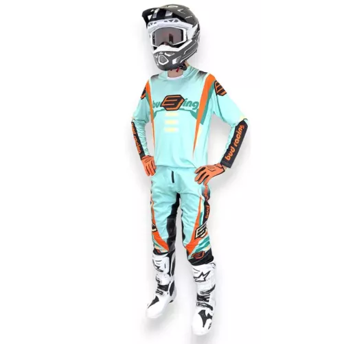 TENUE BUD racing Champion's Bleu Pastel Pêche 2026