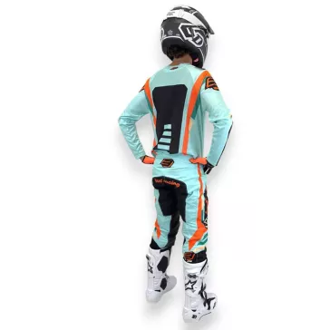 TENUE BUD racing Champion's Bleu Pastel Pêche 2026