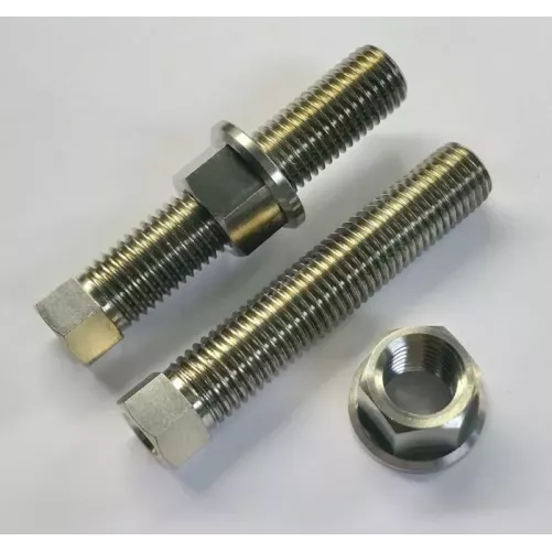 Vis titanes de tendeurs de chaine Triumph 2025-2026