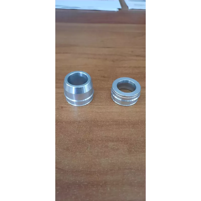 entretoises avant TALON pour 125/250 YZ 08-23 (ancienne generation moyeu)