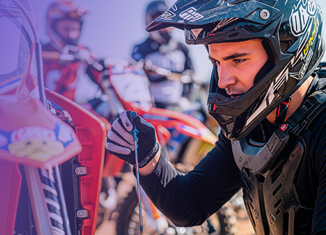 Faut-il vérifier l’huile moteur de votre moto à chaud ou à froid ?