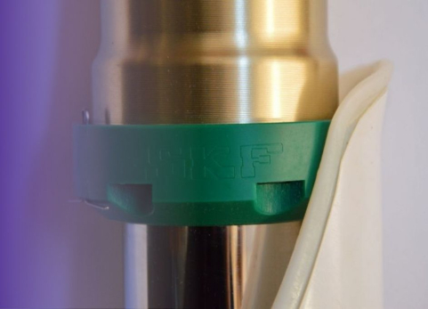 Comment monter son racleur de fourche type SKF ?